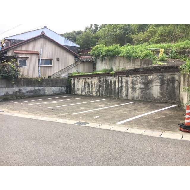 岐阜市上加納山の駐車場