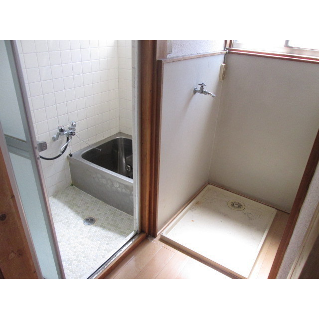 岐阜市西鶉１丁目の一戸建ての設備|洗濯置場