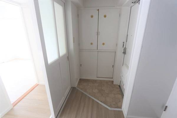 ビレッジハウス直方東1号棟の玄関|ビレッジハウスの同一物件・同一タイプの間取りの写真です