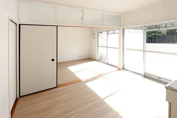 ビレッジハウス直方東1号棟の居間・リビング|ビレッジハウスの同一物件・同一タイプの間取りの写真です