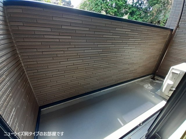 エレガンシアⅡのバルコニー