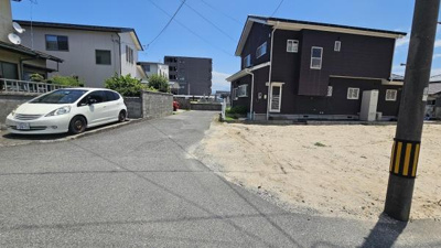 【前面道路含む現地写真】 | 米子市西福原9丁目　土地 | 北側道路