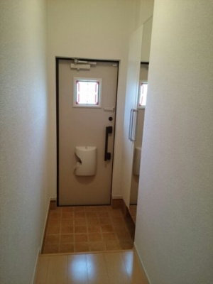 【玄関】 | ニュー・ガジュマル