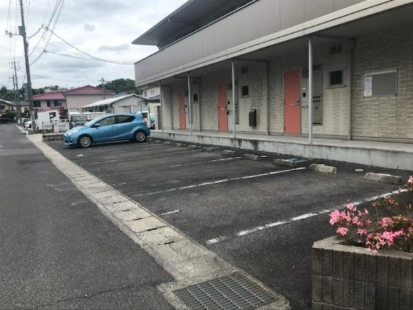 ポートボヌールの駐車場