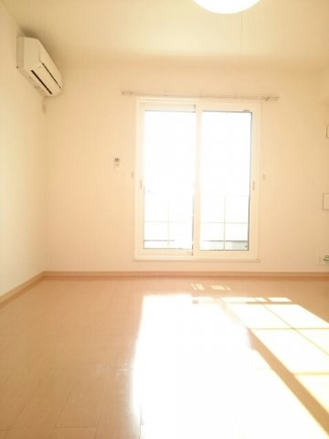 グリーン・ガーデンⅠの居間・リビング