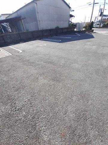 ライズバレーの駐車場