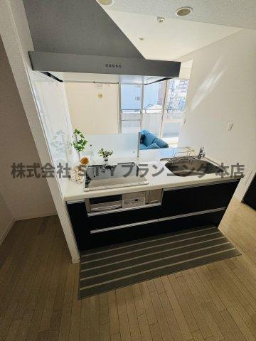 仲介手数料０円！アーデン泉プレミアのキッチン