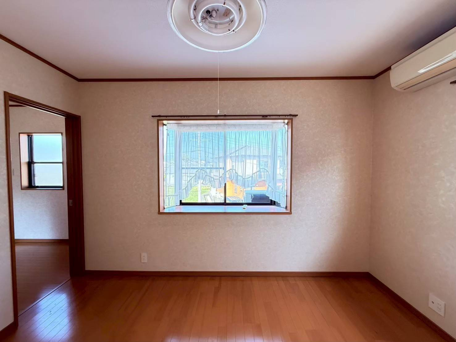 岩出市湯窪・中古戸建・115890の洋室