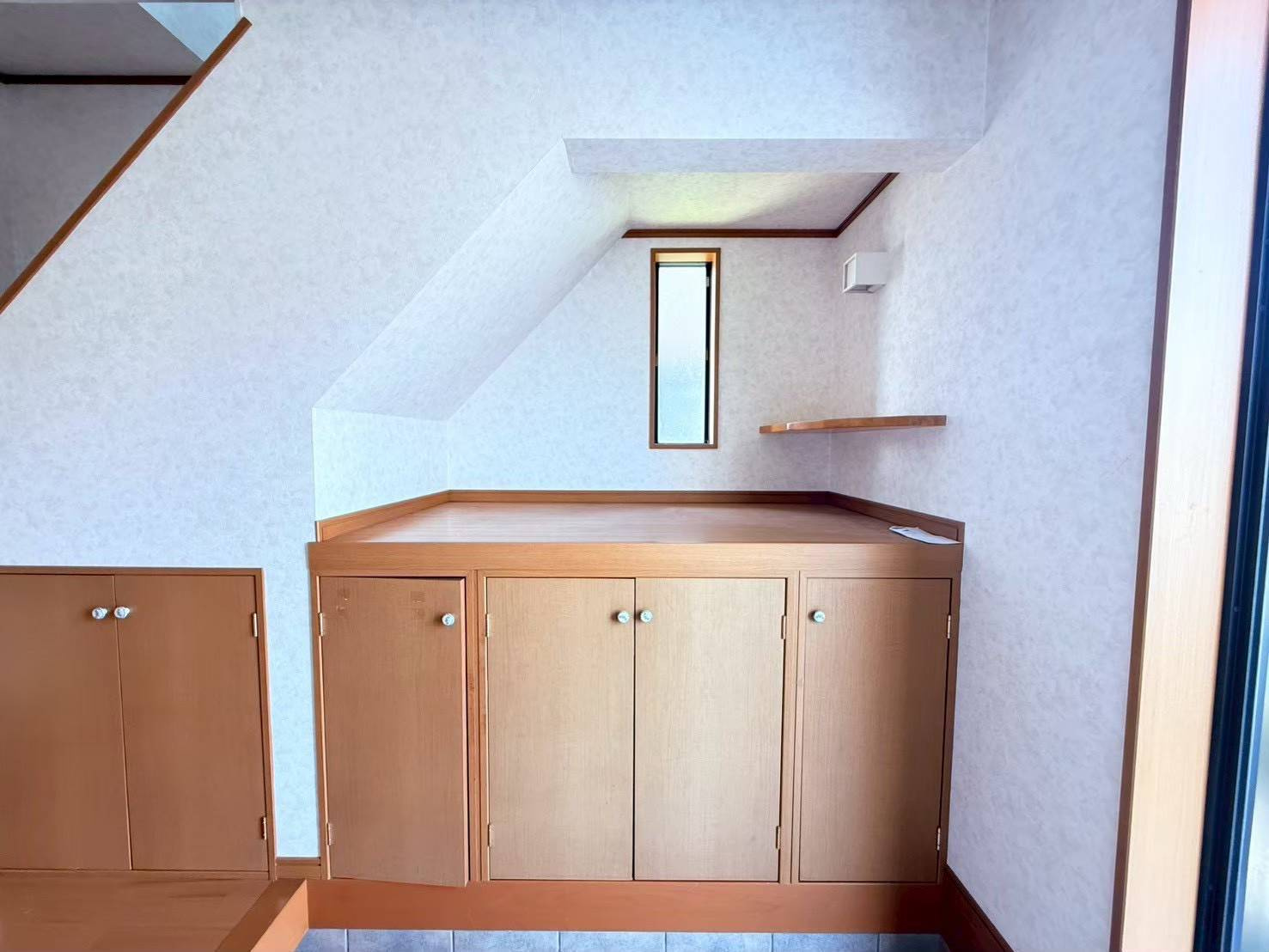 岩出市湯窪・中古戸建・115890の玄関