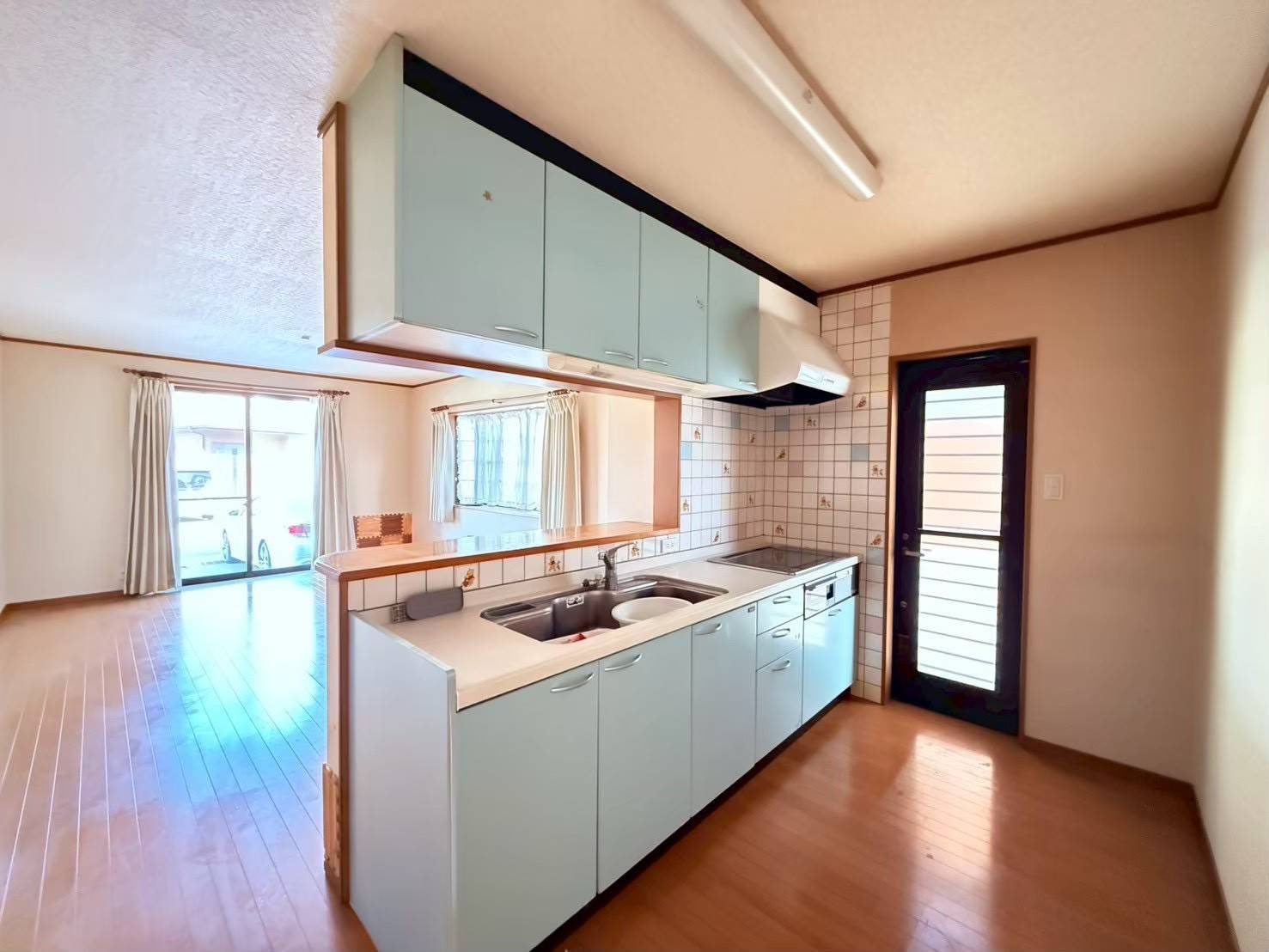 岩出市湯窪・中古戸建・115890のキッチン