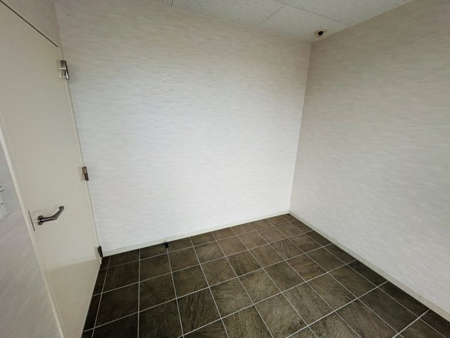 シャインスリービルのその他