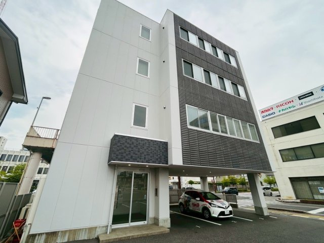 シャインスリービルの外観パース