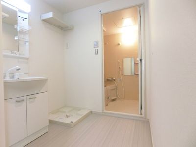 【洗面所】 | リブリ・コフレ 22 | 忙しい朝には欠かせない洗面所です