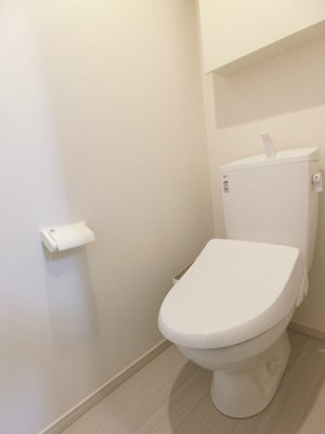 【トイレ】 | リブリ・コフレ 22 | 清潔感のあるトイレです