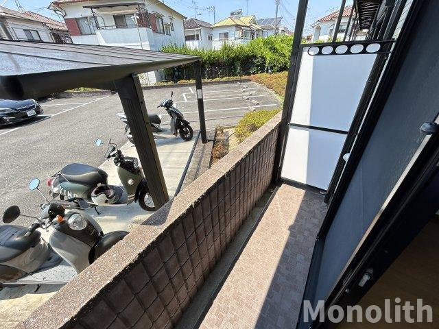 アンプルール光明池のバルコニー