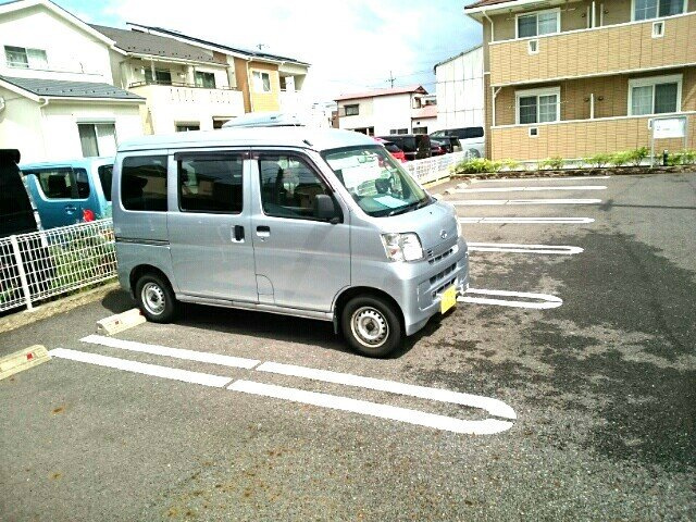 プラシード　Ⅰの駐車場