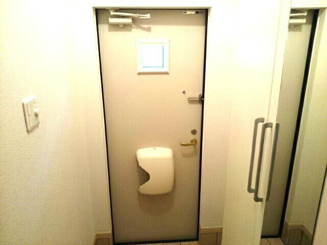 プラシード　Ⅰの玄関