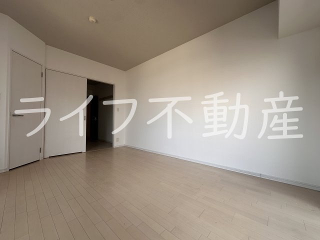 レガーロ布施の寝室|ゆとりの広さです