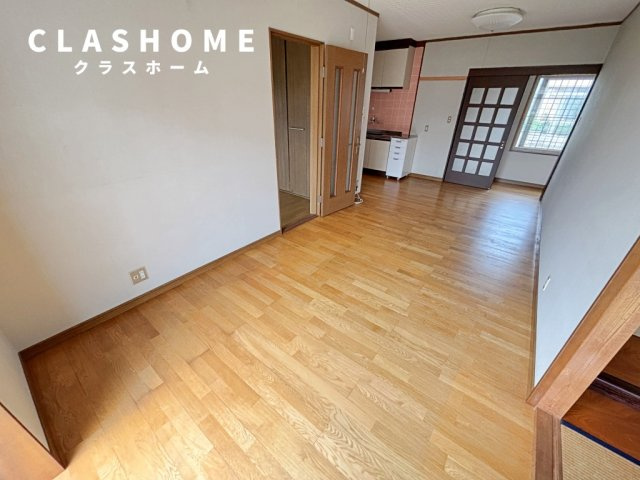月見町5丁目貸家　　刈谷市近郊の賃貸ならクラスホーム刈谷店の居間・リビング