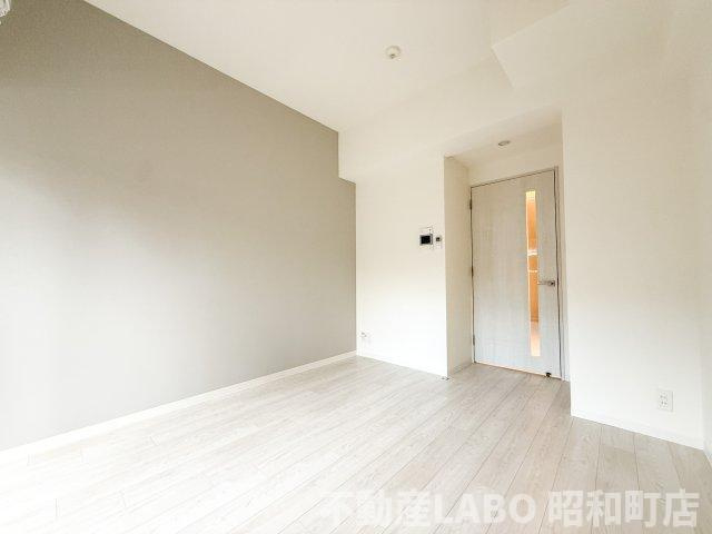 エグゼ大阪CITYアインツの居間・リビング