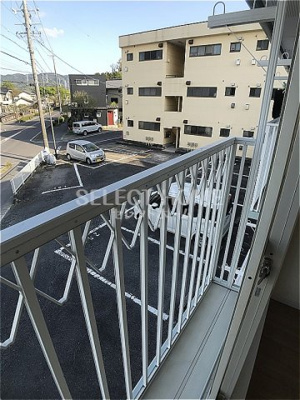 【バルコニー】 | メゾン川口 | バルコニー付きです同型タイプ