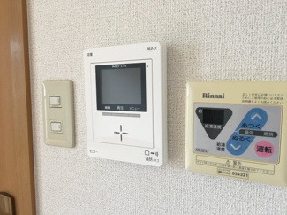 【セキュリティ】 | スカイハイツ | モニター付インターホンで来訪者の顔が確認できます！