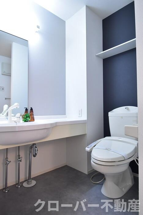 サンライズ豊益 西大浜のトイレ|温水洗浄暖房便座