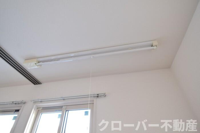 サンライズ豊益 西大浜の設備|室内物干し