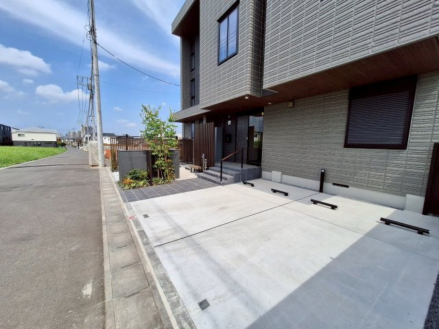 ライトガーツェおおたかの駐車場|2台空き有