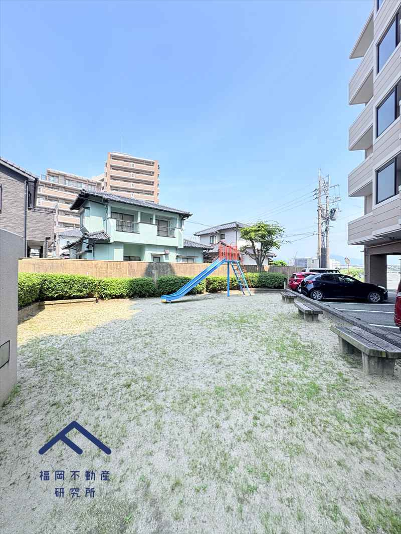 三愛シティライフ波多江駅の駐車場