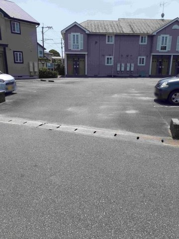 サニーパレス一条　Ｃの駐車場