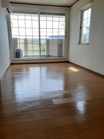 サニーパレス一条　Ｃの居間・リビング