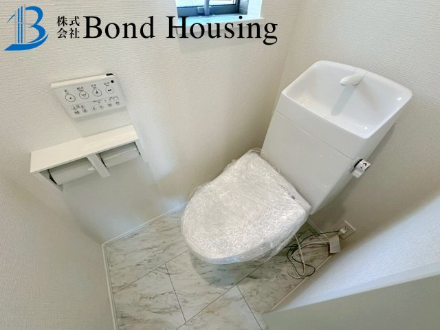 南向きで陽当たり良好　南多聞台3丁目　新築3区画　Ｂ号棟のトイレ