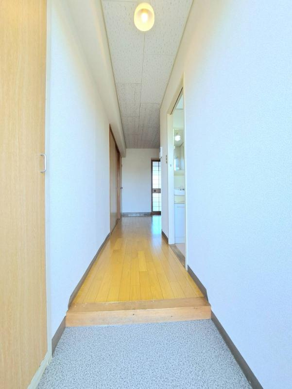 ロイヤルハイツ宇土の玄関