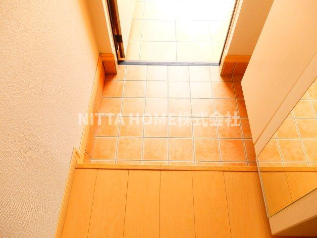 サザンヒルズの玄関|十分なスペースの玄関です♪