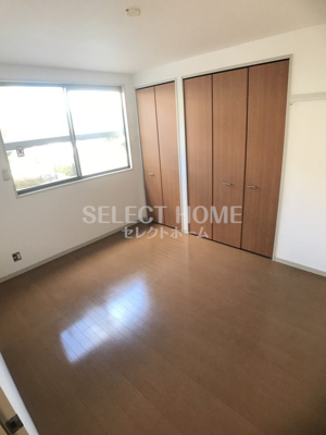 【寝室】 | ベルパーク丸山J棟 | 寝室です
同型タイプ