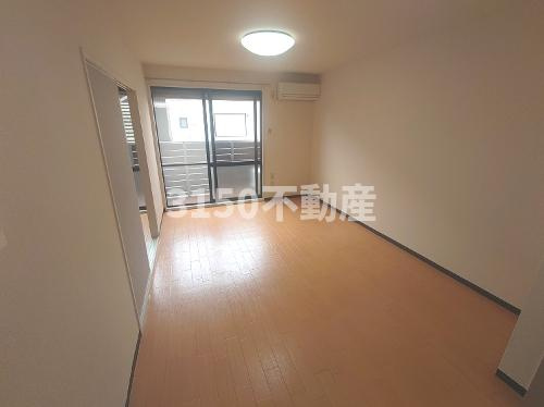 フラッツK　Aの居間・リビング