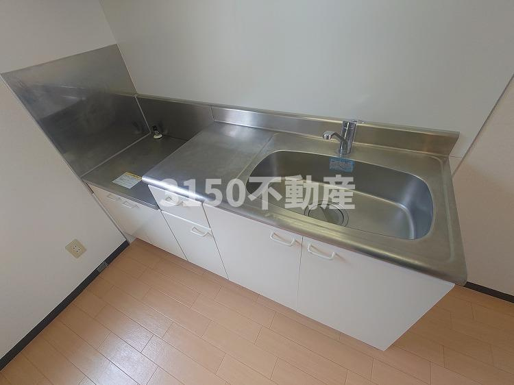 フラッツK　Aのキッチン