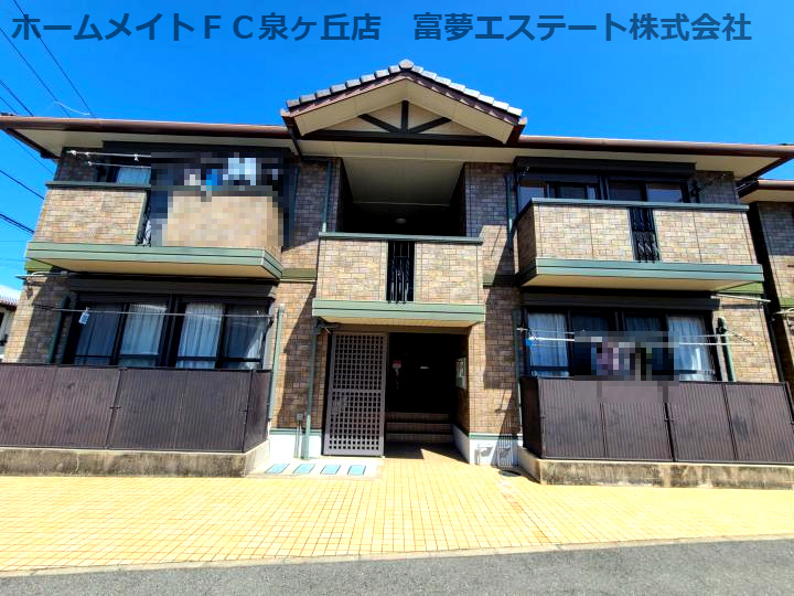 モアエクレールA棟の外観