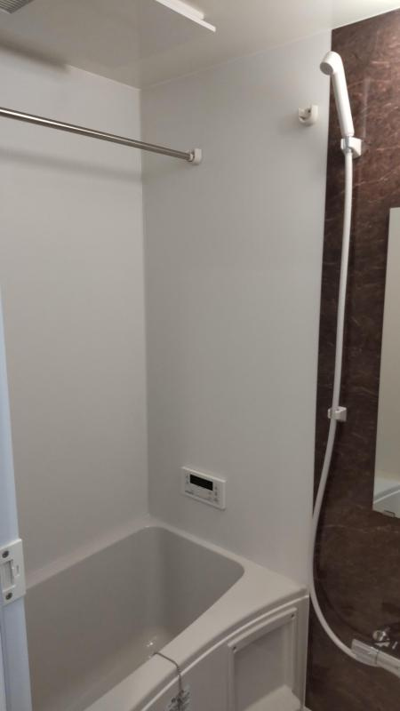 ウィーブス御所西の浴室