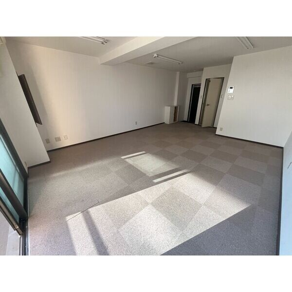 ISE名古屋ビル【　サロン系おすすめ　】