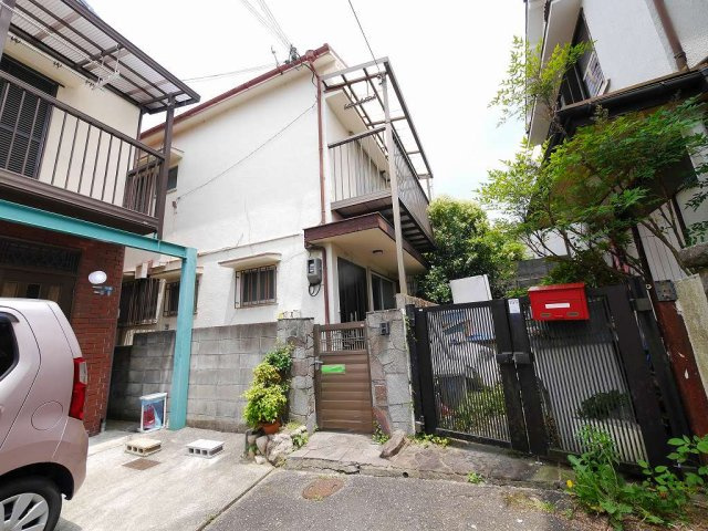 鈴蘭台南町7丁目貸家Ｂ棟の外観