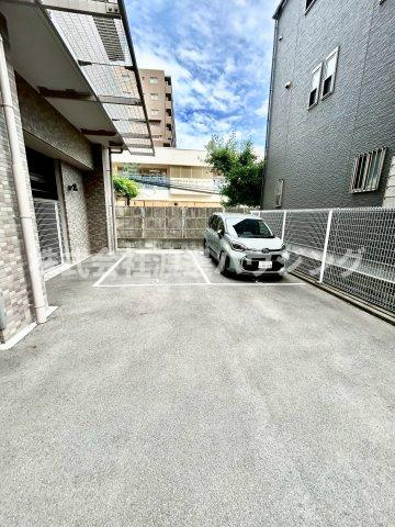 シュワーブ穂波の駐車場