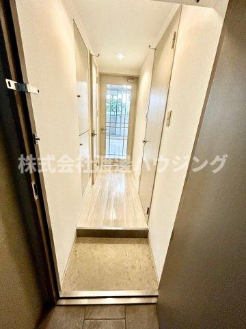 アーデン江坂Ⅱの玄関