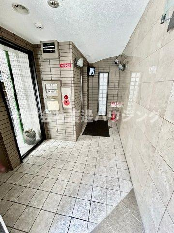 フェリーチェ江坂マンションのエントランス