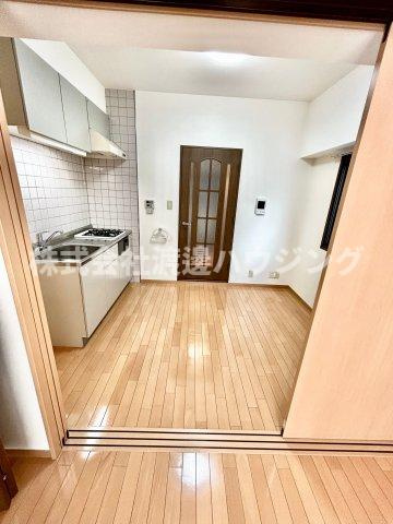 フェリーチェ江坂マンションの居間・リビング