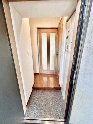 第21関根マンションの玄関