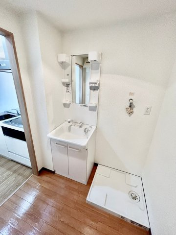 第21関根マンションの洗面所