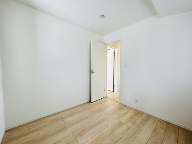 CG那覇市具志第４-1号棟　＼☆ご成約時キャッシュバック☆／の洋室