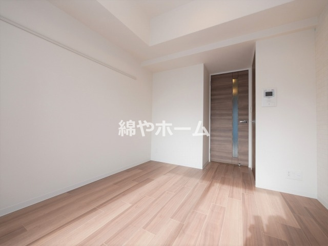 プレサンス難波クチュール の洋室|使い勝手のいい洋室です